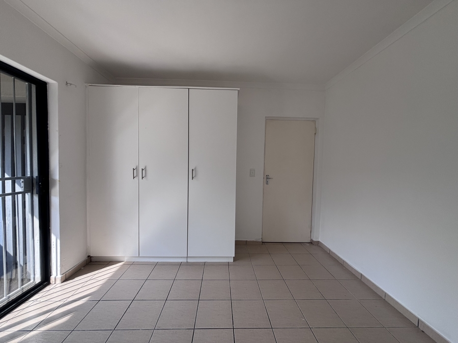 2 Bedroom Property for Sale in Parklands Western Cape